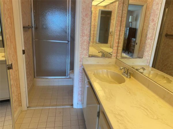 Devon, 7280 S Devon Dr #208, Tamarac, Florida 33321, image 3
