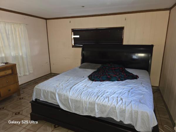 446 NW 119th St, Unincorporated Dade County, Florida 33168, image 2