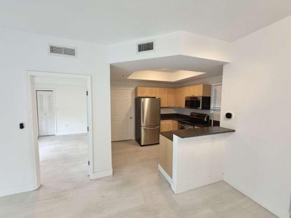 Le Terrace, 7516 NE 1st Ave #302, Miami, Florida 33138, image 2