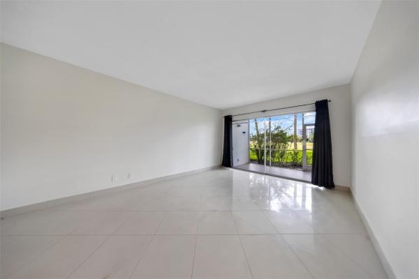 Palm-Aire Country Club 1, 2850 N Palm Aire Dr #104, Pompano Beach, Florida 33069, image 2