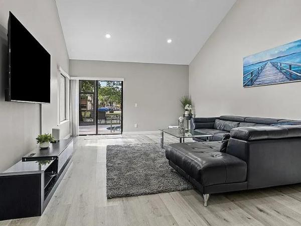 Cedar Landing At Jacaranda, 9370 SW 1st St #106, Plantation, Florida 33324, image 1