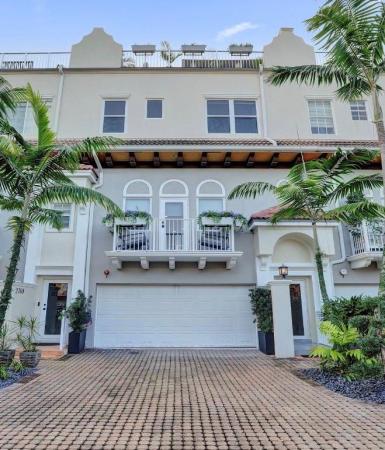 Pelican Perch, 2706 NE 8th Ave, Wilton Manors, Florida 33334, image 2