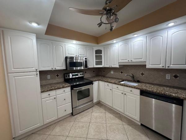 Palm-Aire Country Club 6, 3850 Oaks Clubhouse Dr #403, Pompano Beach, Florida 33069, image 3