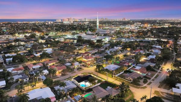 Imperial Point, 5801 NE 21st Rd, Fort Lauderdale, Florida 33308, image 1