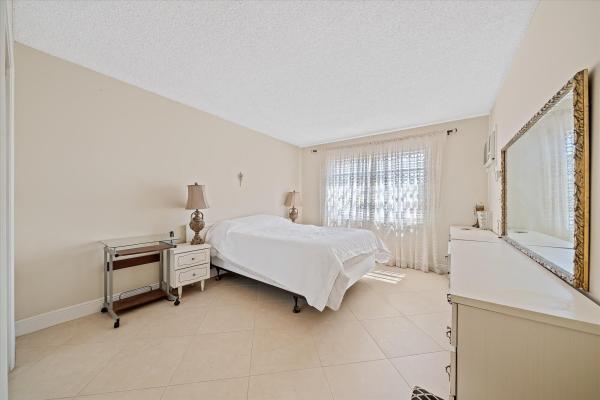 Leisure Shores, 3201 NE 14th Street Cswy #209, Pompano Beach, Florida 33062, image 1