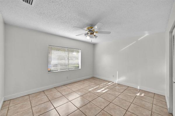 Cypress Glen, 11136 NW 1st Pl, Coral Springs, Florida 33071, image 2