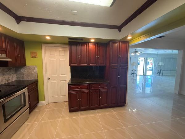 Pasadena Lakes, 2070 NW 84th Ter, Pembroke Pines, Florida 33024, image 1