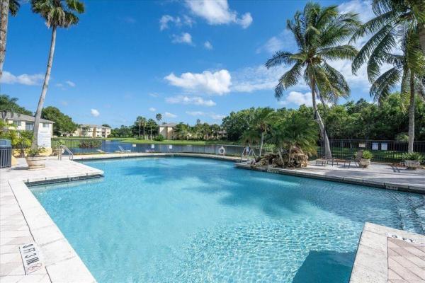 Grand View At Crestwood, 1100 Crestwood Ct S #1110, Royal Palm Beach, Florida 33411, image 3