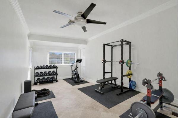 Lighthouse Point Residential, 2011 NE 34th St, Lighthouse Point, Florida 33064, image 1