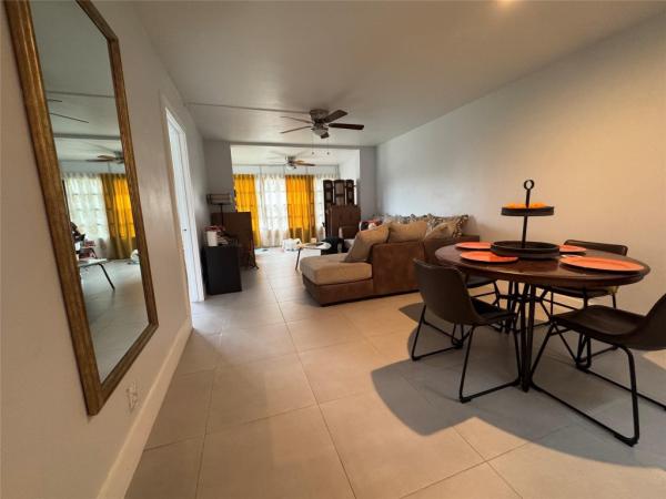 Lagoon Place, 9235 Lagoon Pl #310, Davie, Florida 33324, image 1