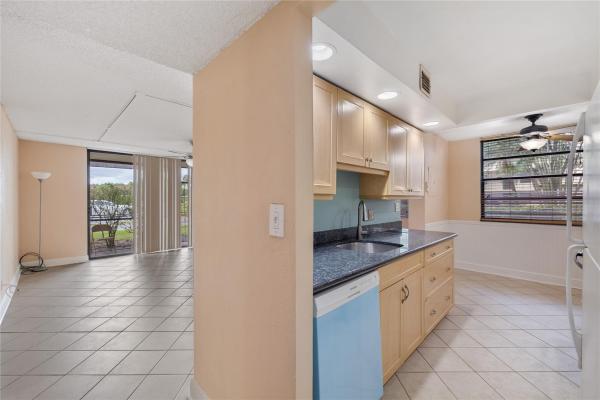 The Gate, 6190 Woodlands Blvd #111, Tamarac, Florida 33319, image 2