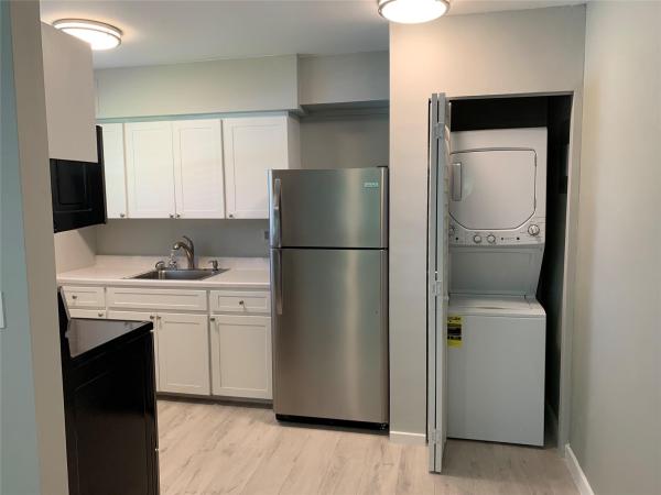 Coral Heights, 4385 NE 13th Ave #N, Oakland Park, Florida 33334, image 2