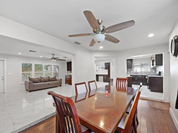 Rickey Estates, 3331 N 66th Ave, Hollywood, Florida 33024, image 2