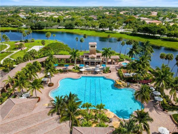 The Highlands At Heron Bay, 7256 NW 116th Ln, Parkland, Florida 33076, image 2