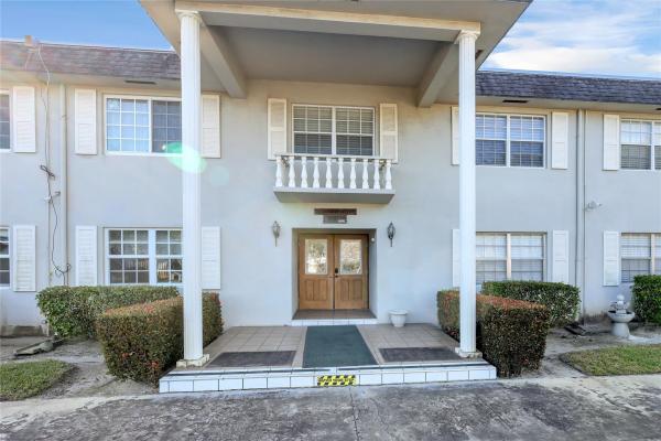 Mayfair Apartments, 1560 Mckinley St #210W, Hollywood, Florida 33020, image 2