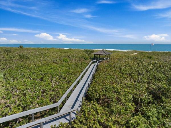 The Barclay Beach Club, 2800 N Highway A1a #307, Fort Pierce, Florida 34949, image 2