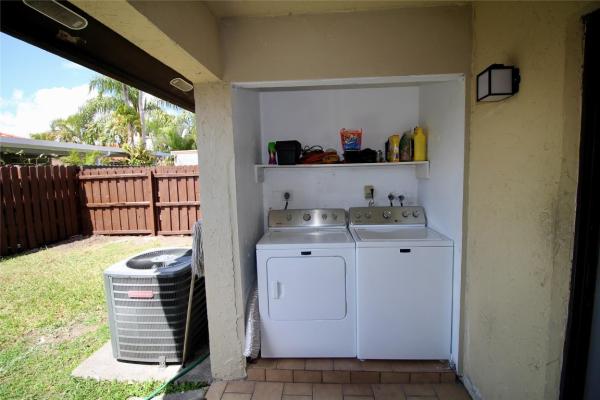 4804 SW 145th Ave, Unincorporated Dade County, Florida 33175, image 1
