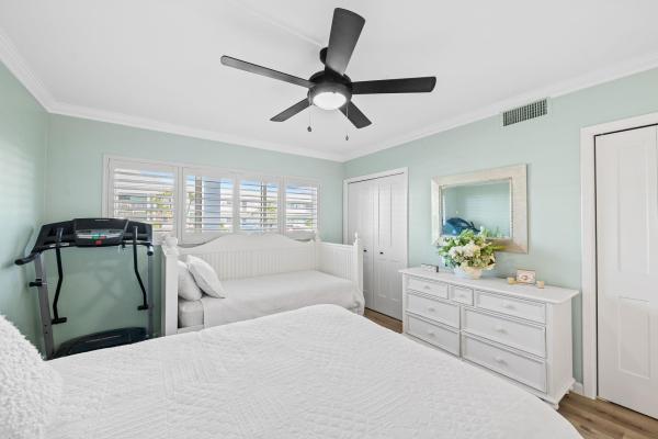 Hibiscus Terrace, 2400 NE 36th St #3, Lighthouse Point, Florida 33064, image 2
