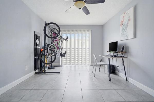 Embarcadero, 5218 NE 6th Ave #G2, Oakland Park, Florida 33334, image 2