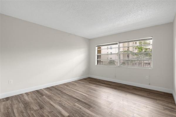 3940 Inverrary Blvd #404-A, Lauderhill, Florida 33319, image 1