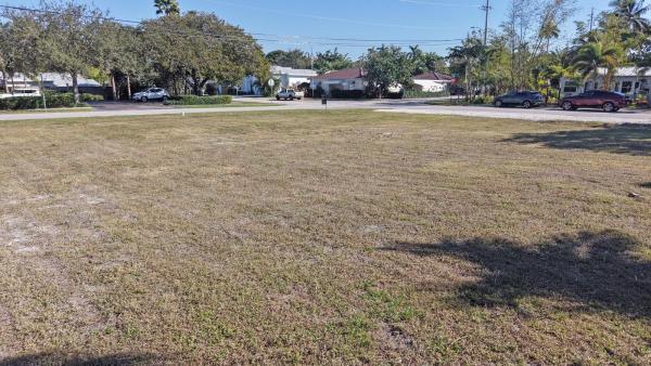Wilton Manors No HOA, 435 NE 25th St, Wilton Manors, Florida 33305, image 3