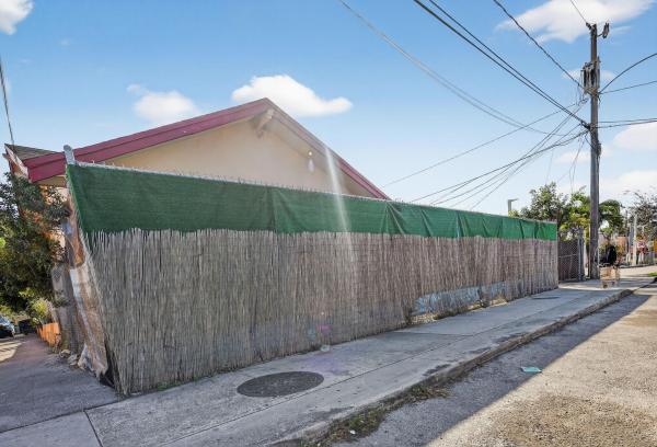 Dankwardts, 2168 NW 28th St, Miami, Florida 33142, image 3