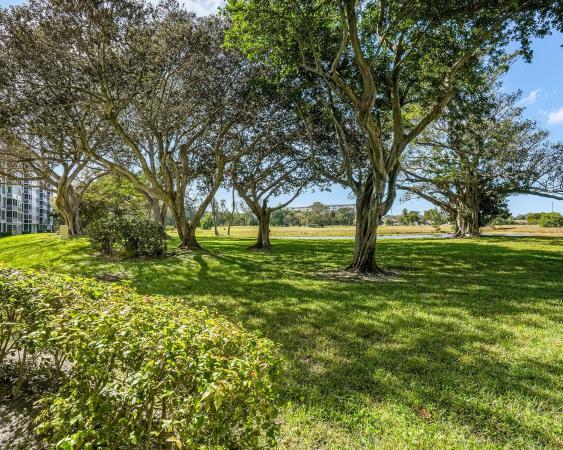 Palm-Aire Country Club 4, 3090 N Course Dr #112, Pompano Beach, Florida 33069, image 2