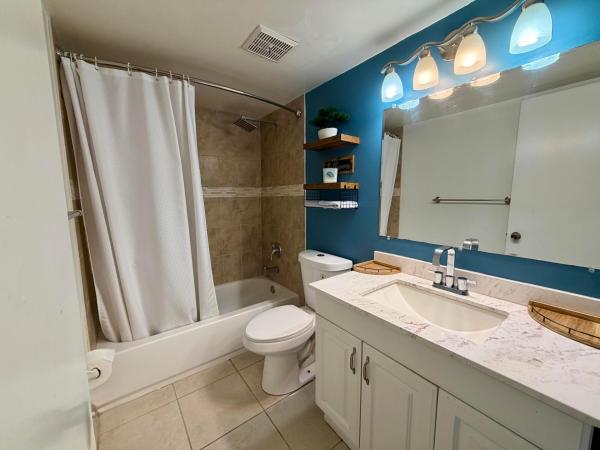 The Gate, 6190 Woodlands Blvd #107, Tamarac, Florida 33319, image 3