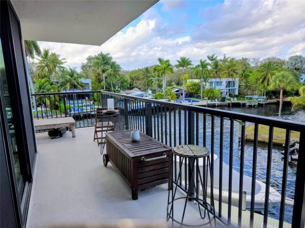 River Reach, 1301 River Reach Dr #304, Fort Lauderdale, Florida 33315, image 2