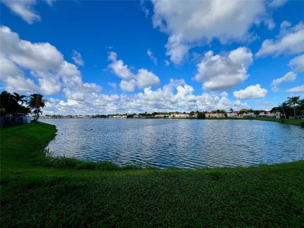 Weitzer Serena Lakes Townhomes, 14156 SW 179th Ter, Richmond West, Florida 33177, image 1