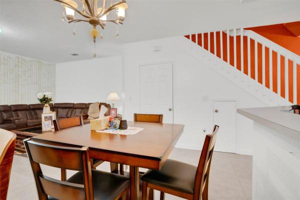 Tuscany, 5722 Tuscany Ter, Tamarac, Florida 33321, image 2