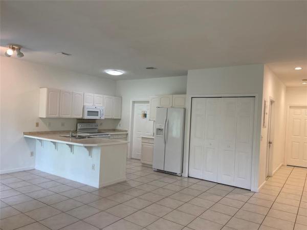 Atlantic Shores Dixie Highway, 713 NE 4th St #1-2, Hallandale Beach, Florida 33009, image 2