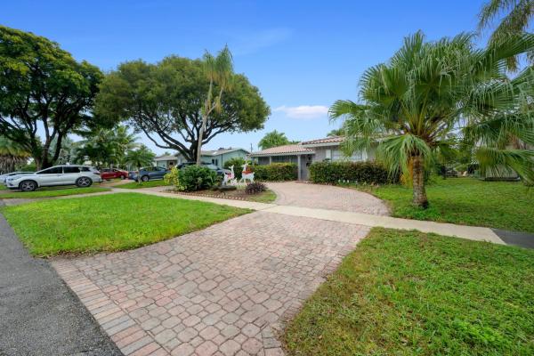 Hollywood Golf Estates, 1336 Funston St, Hollywood, Florida 33019, image 3