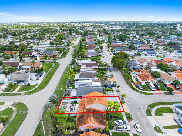 Oak Ridge Villas, 11951 SW 208th Ter, South Miami Heights, Florida 33177, image 2