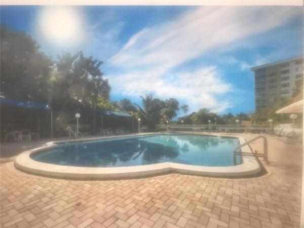 Hillcrest, 4350 Hillcrest Dr #704, Hollywood, Florida 33021, image 1