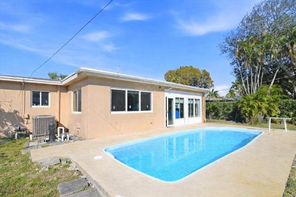 Hollywood Hills, 4014 Johnson St, Hollywood, Florida 33021, image 1