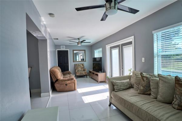 Scott Lake Manor, 1272 NW 172nd Ter, Miami Gardens, Florida 33169, image 1