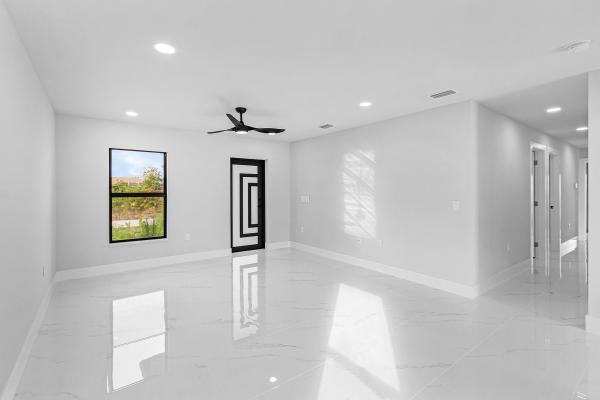 Lehigh Acres, 2507 26th St SW, Lehigh Acres, Florida 33976, image 1