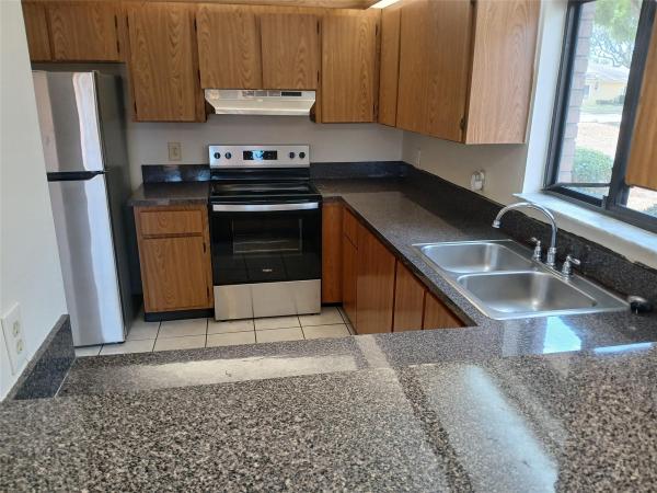 Cherry Lane Townhomes, 4703 Cherry Rd, West Palm Beach, Florida 33417, image 1