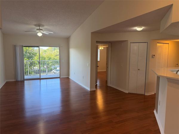 5005 Wiles Rd #307, Coconut Creek, Florida 33073, image 1