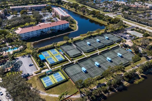 Regal Shores North At Coral Lakes, 5906 Crystal Shores Dr #404, Boynton Beach, Florida 33437, image 1