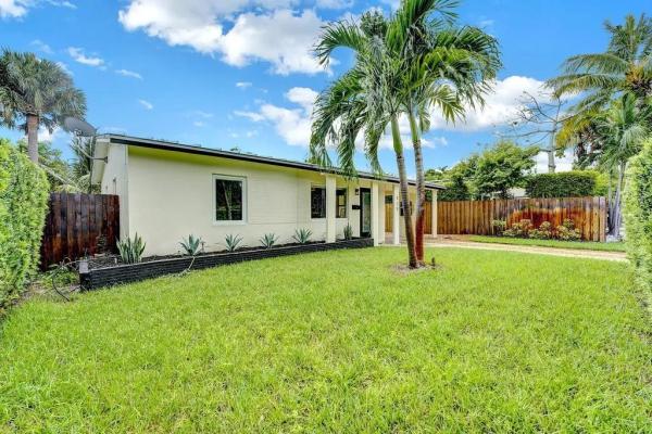 Lauderdale Park, 820 NE 17th St, Fort Lauderdale, Florida 33305, image 2