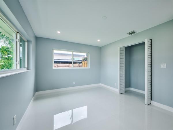 Lloyd Estates, 440 NW 37th St, Oakland Park, Florida 33309, image 2