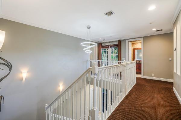 Petite, 132 NE 21st Ct, Wilton Manors, Florida 33305, image 1