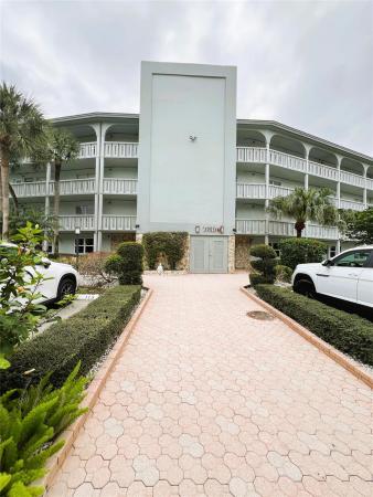 Portofino Village, 3001 Portofino Isle #E2, Coconut Creek, Florida 33066, image 1