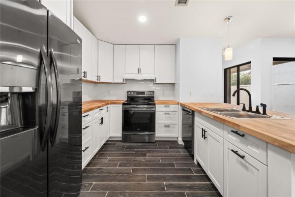 Pines West, 3094 S Oakland Forest Dr #1702, Oakland Park, Florida 33309, image 2