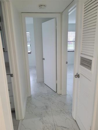 Central Oakland Park, 770 NE 38th St #F, Oakland Park, Florida 33334, image 1