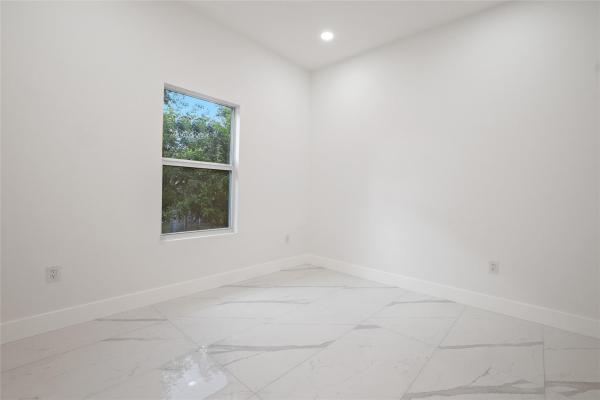 Franklin Park, 2407 NW 8th St, Fort Lauderdale, Florida 33311, image 2