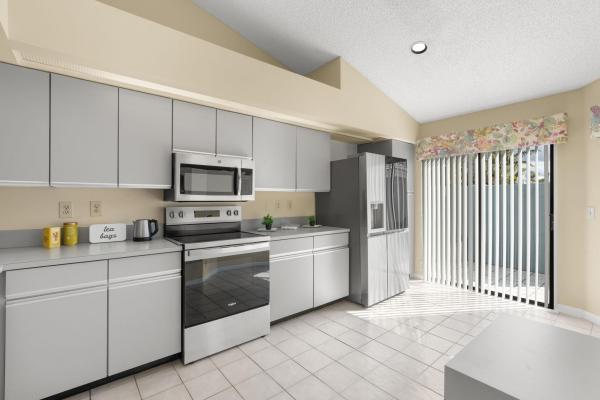 Waterford Town Villas At Woodmont, 8371 Waterford Cir, Tamarac, Florida 33321, image 2