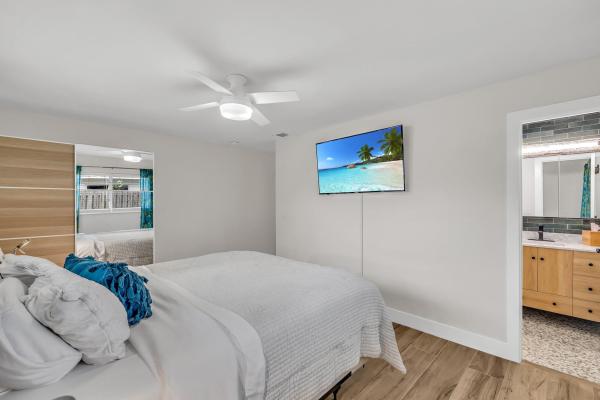 Pompano Waterway Estates, 2921 NE 53rd St, Lighthouse Point, Florida 33064, image 1